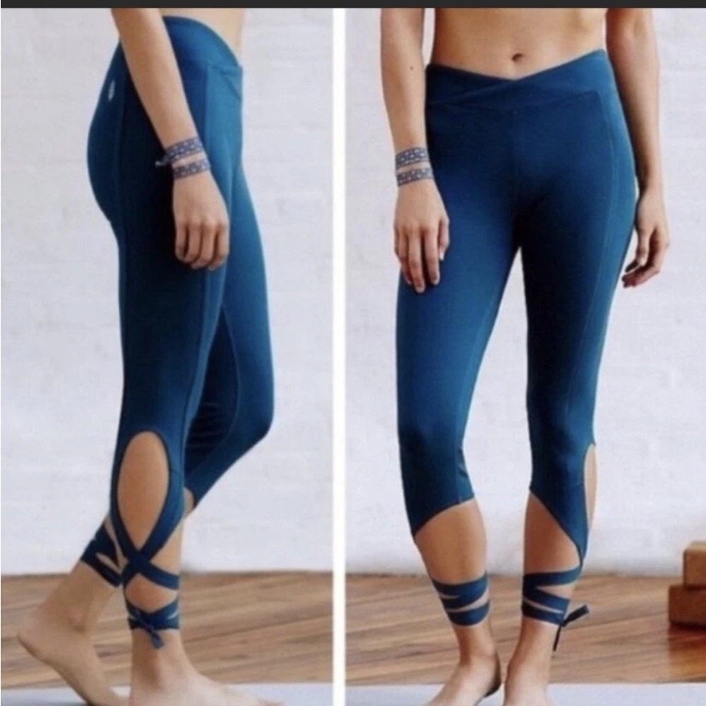 Free People Turnout Teal Blue Yoga Leggings